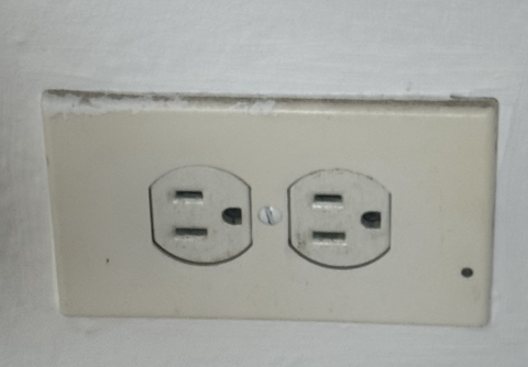 Picture of an electrical outlet